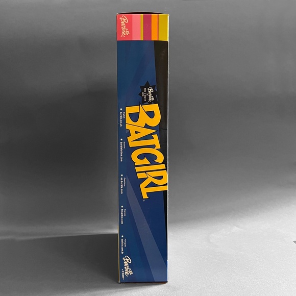 Retro Batgirl 12" Doll - Picture 9 of 12